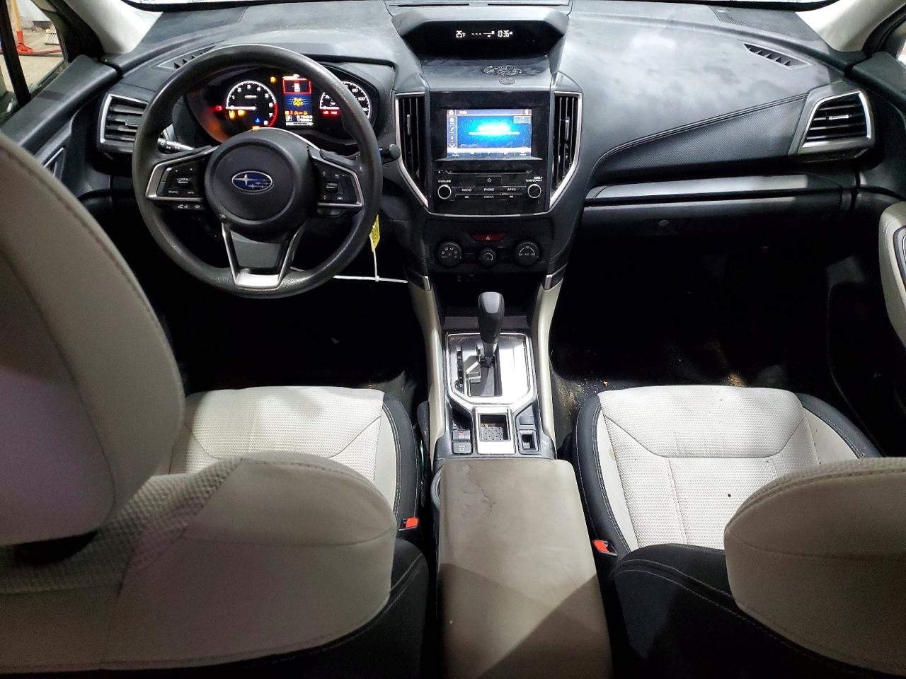 2019 SUBARU FORESTER photo 15