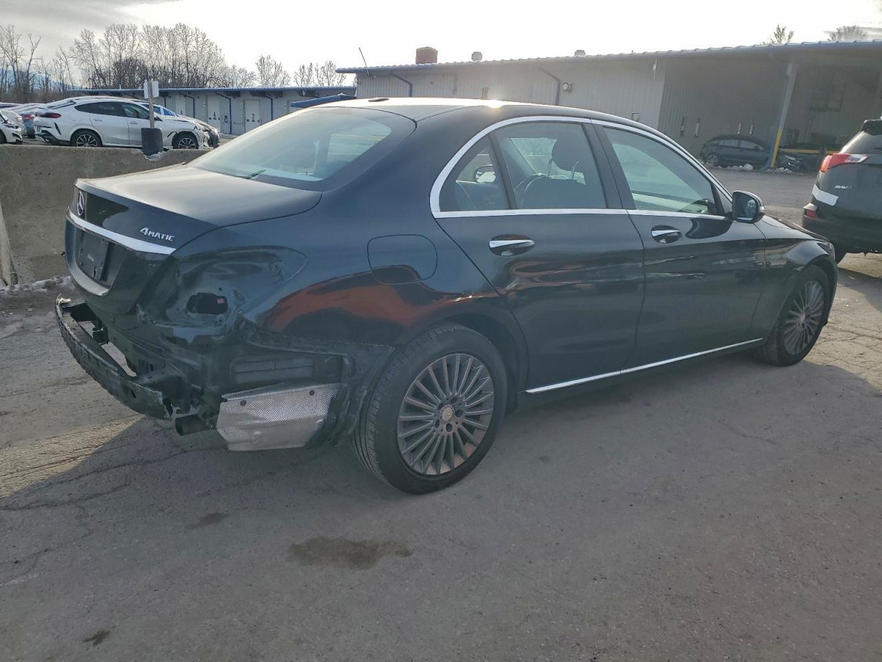 2015 MERCEDES-BENZ C 300 4MATIC photo 3