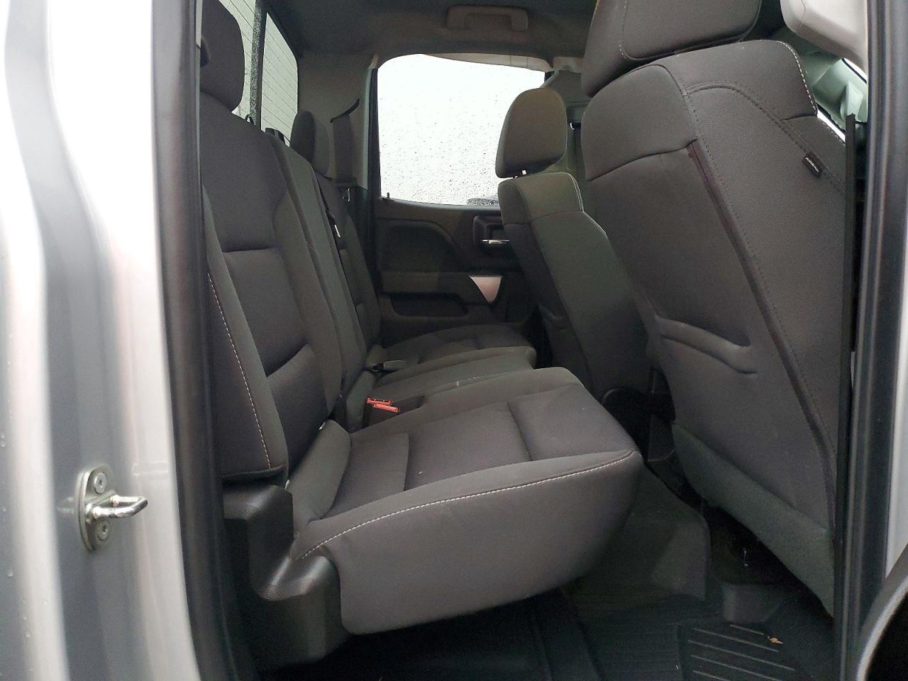 2018 CHEVROLET SILVERADO K1500 LT photo 10