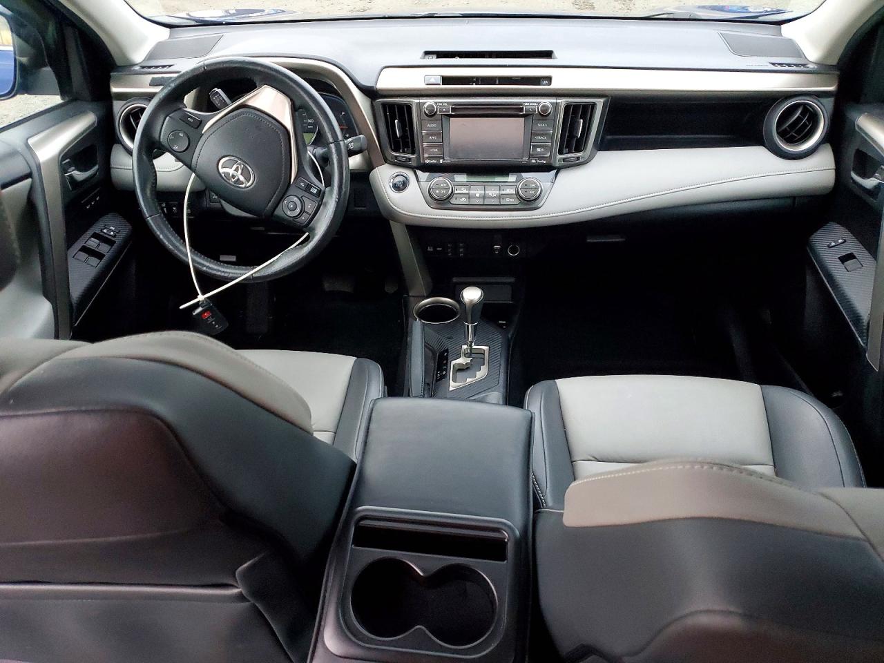 2015 TOYOTA RAV4 LIMITED photo 8