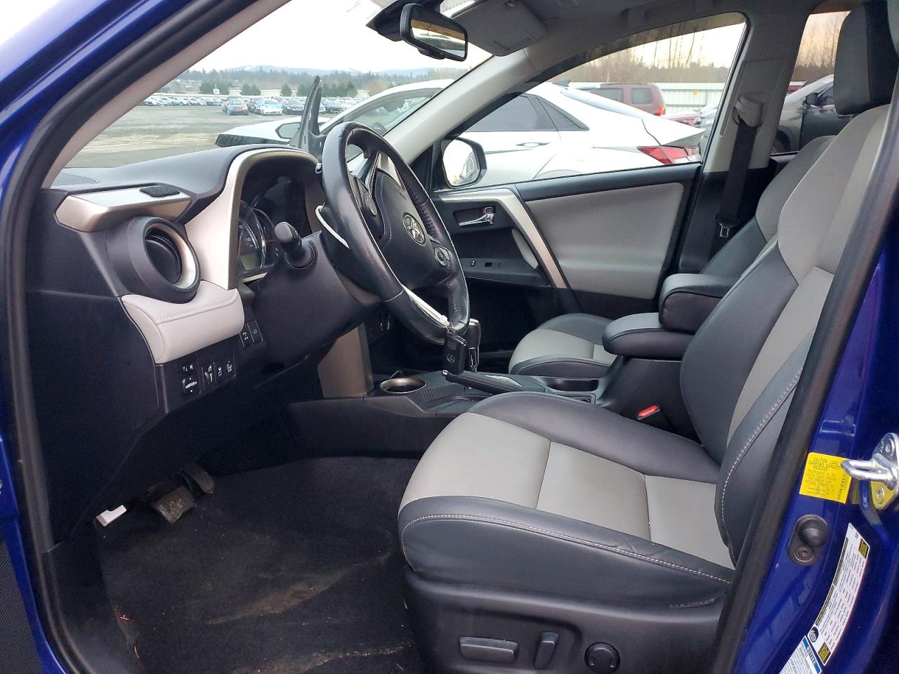 2015 TOYOTA RAV4 LIMITED photo 7