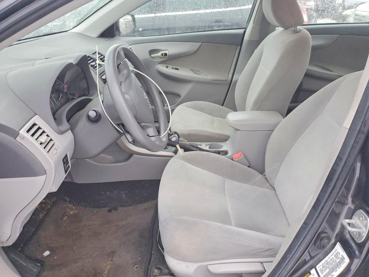 2009 TOYOTA COROLLA BASE photo 7