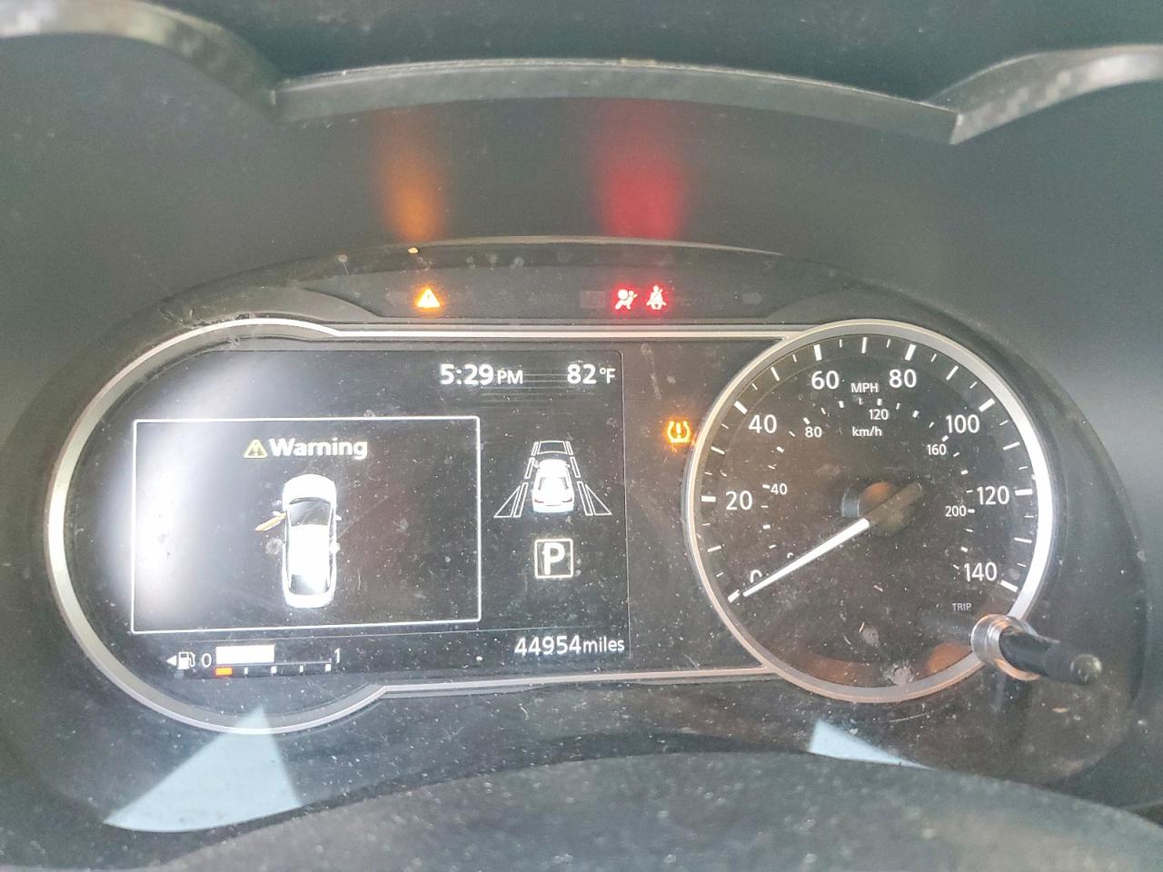 2020 NISSAN VERSA SV photo 9