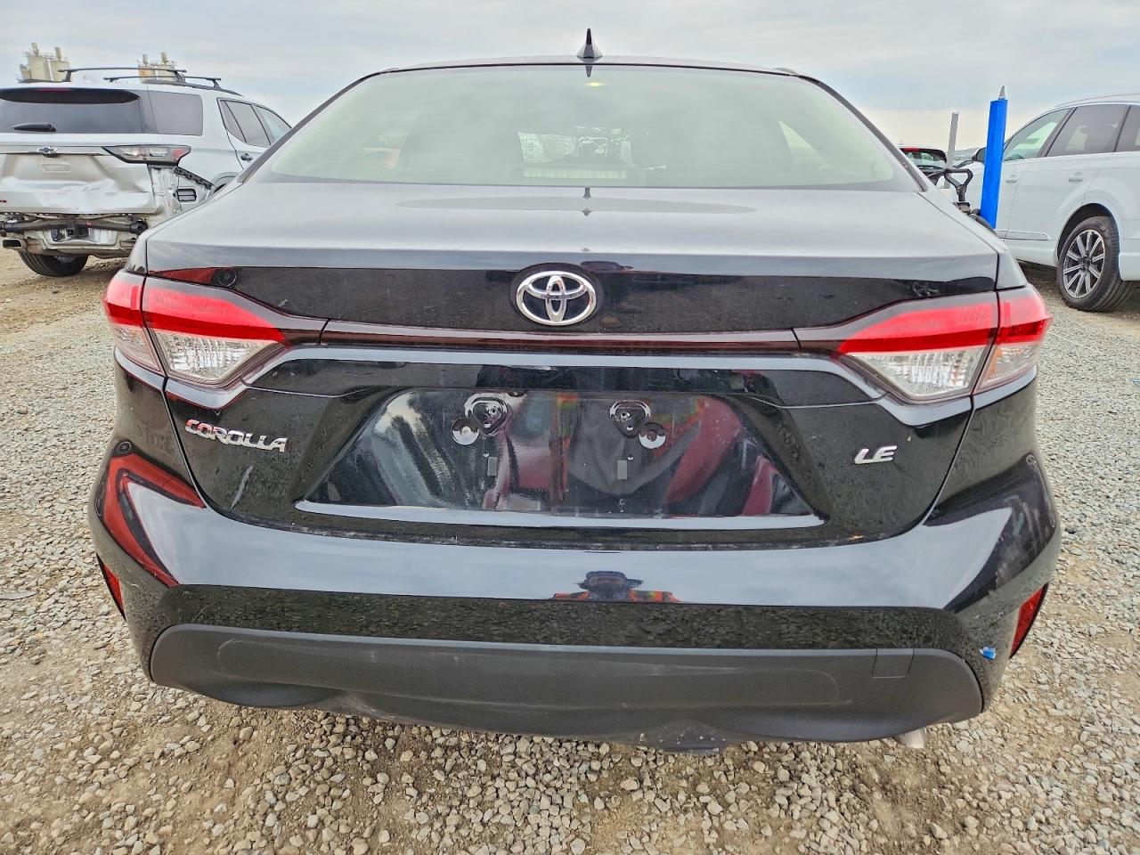 2023 TOYOTA COROLLA LE photo 6