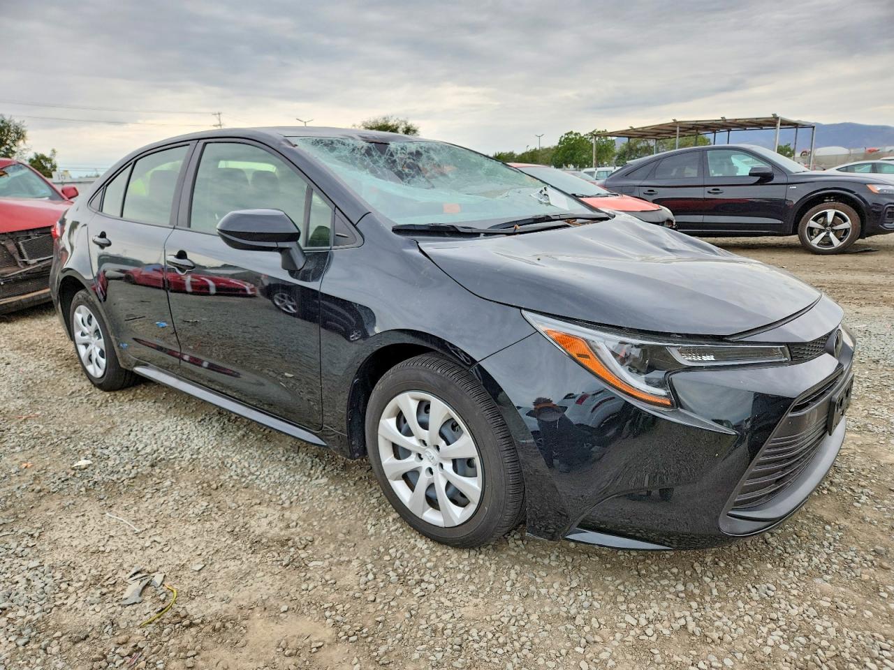2023 TOYOTA COROLLA LE photo 4