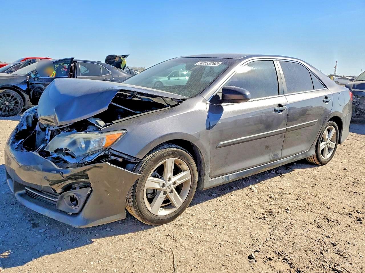 2014 TOYOTA CAMRY