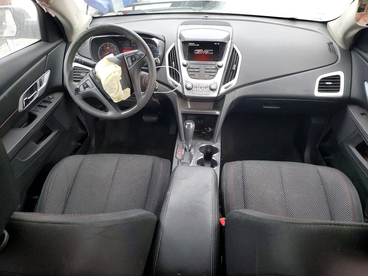 2017 GMC TERRAIN SLE photo 8