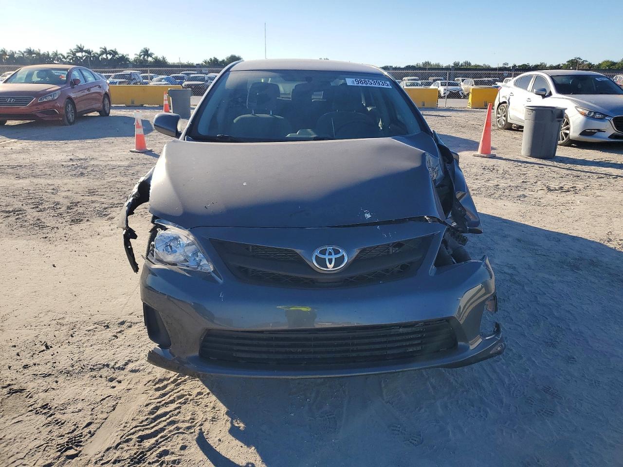 2013 TOYOTA COROLLA BASE photo 5