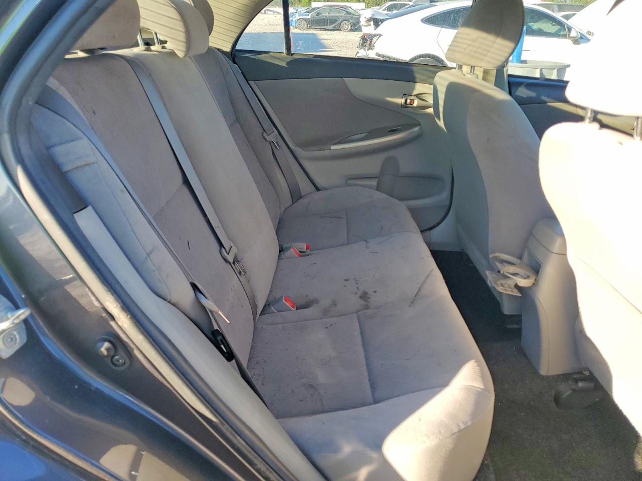 2013 TOYOTA COROLLA BASE photo 10