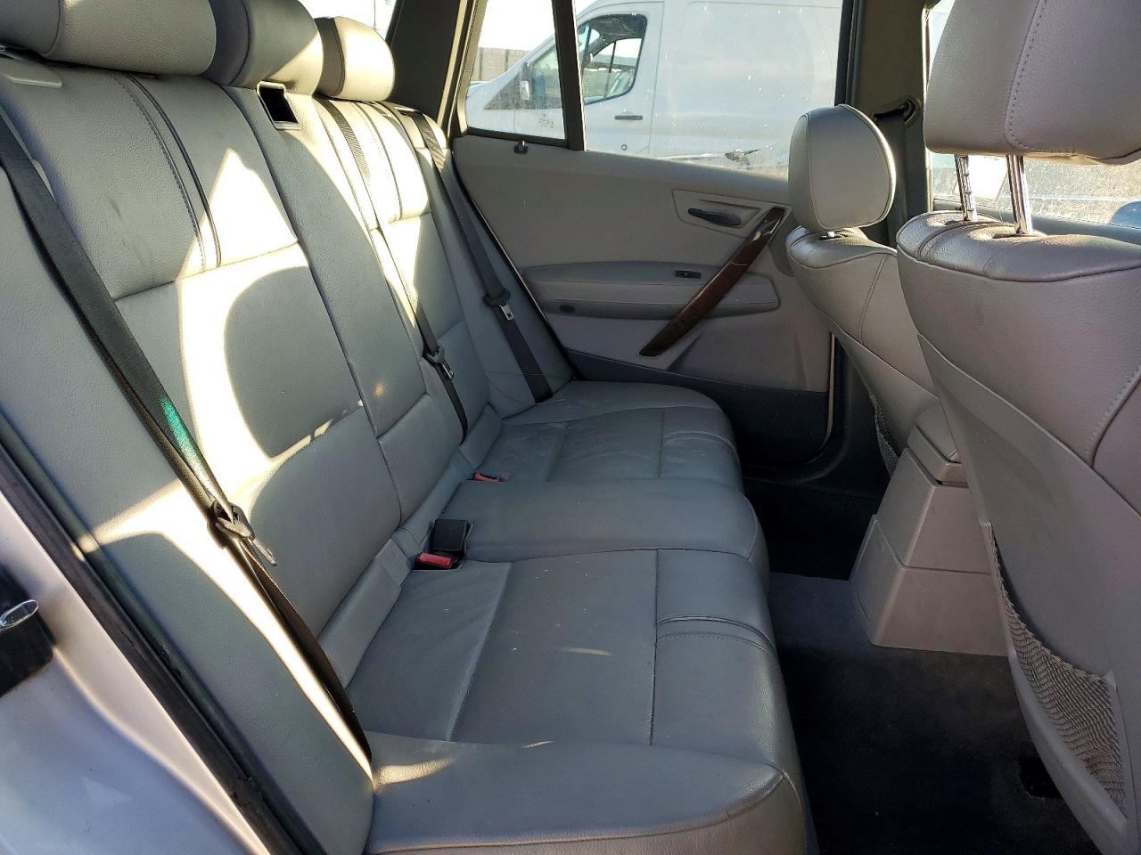2004 BMW X3 3.0I photo 11
