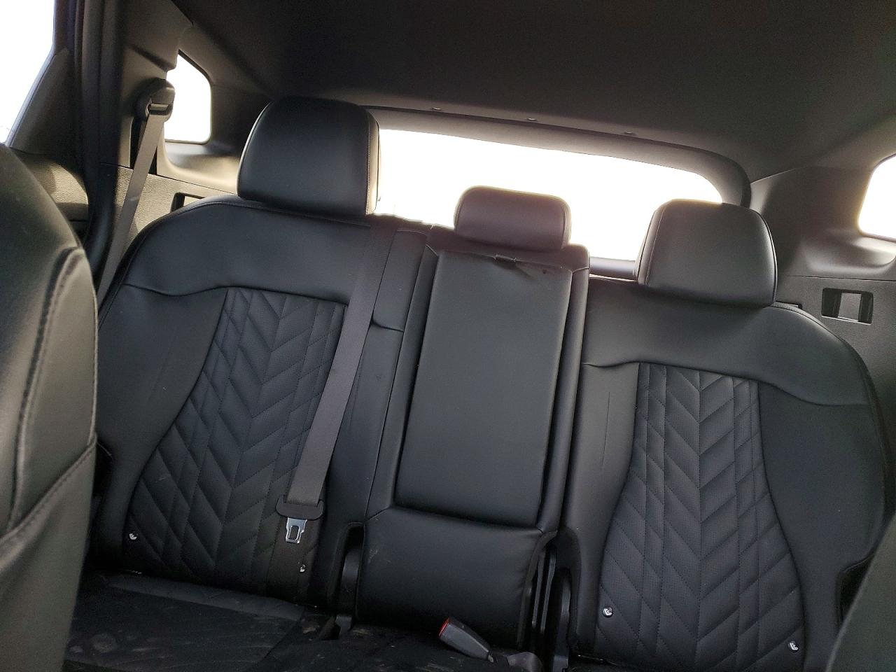 2023 KIA SPORTAGE X LINE photo 10