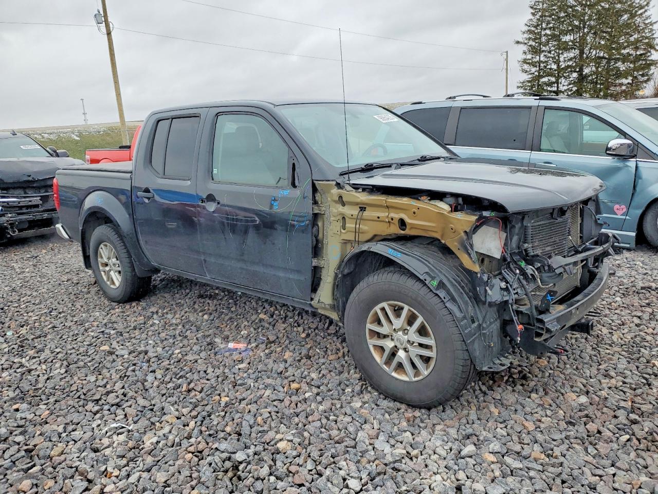2019 NISSAN FRONTIER S photo 4