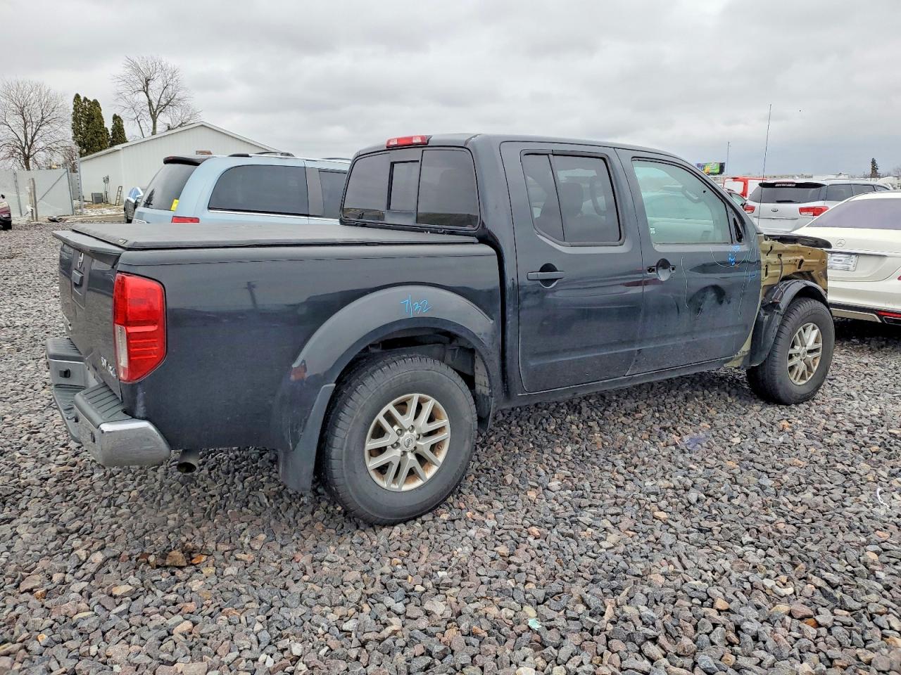 2019 NISSAN FRONTIER S photo 3