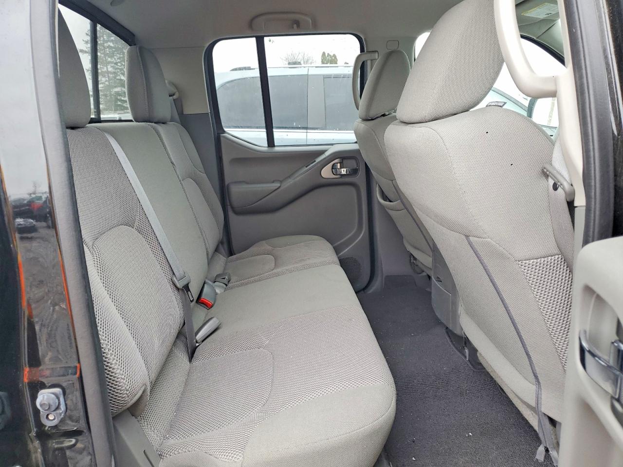 2019 NISSAN FRONTIER S photo 10
