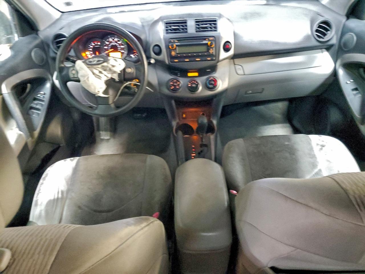 2012 TOYOTA RAV4 photo 8