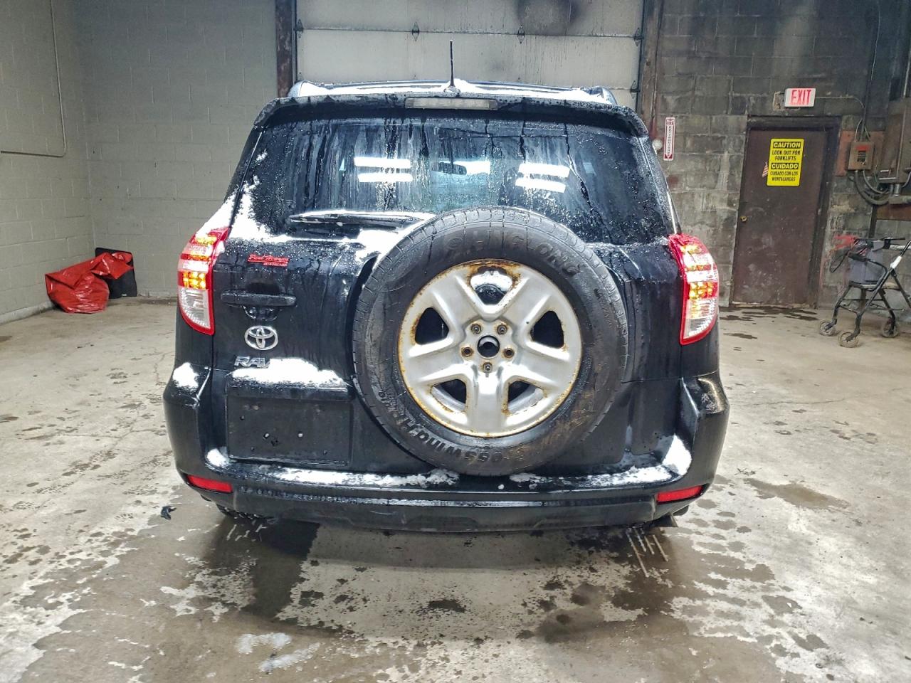 2012 TOYOTA RAV4 photo 6