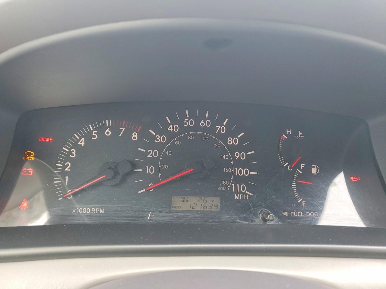 2005 TOYOTA COROLLA CE photo 9