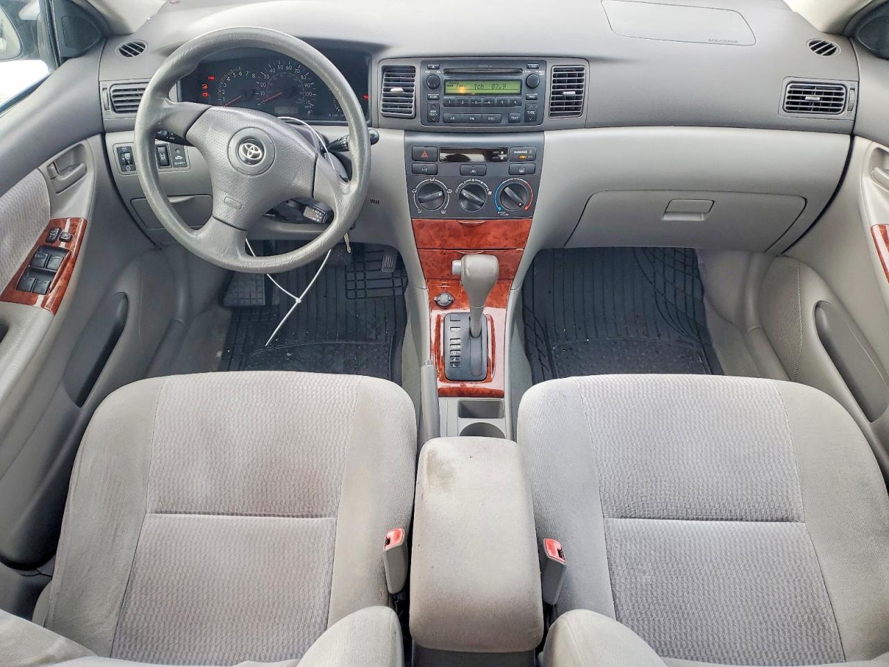 2005 TOYOTA COROLLA CE photo 8