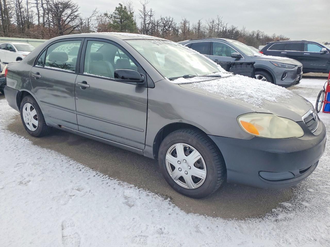 2005 TOYOTA COROLLA CE photo 4