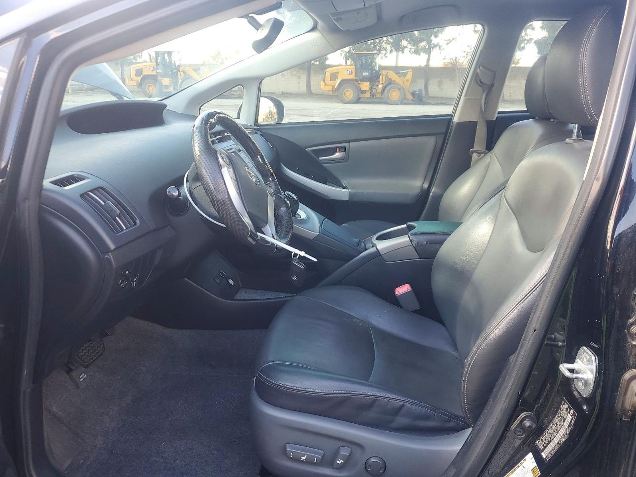 2012 TOYOTA PRIUS photo 13