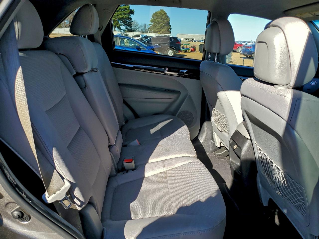 2015 KIA SORENTO LX photo 11