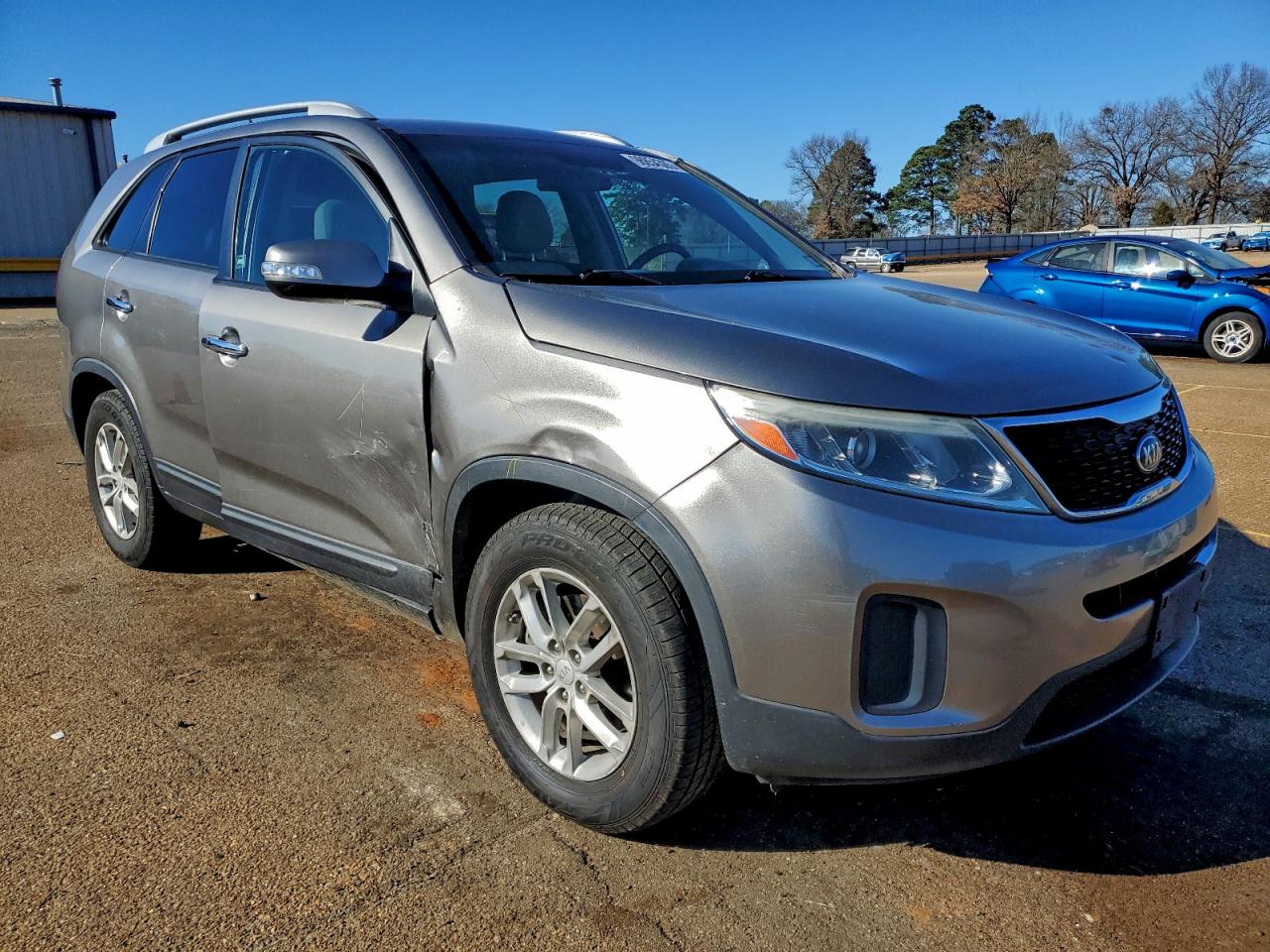 2015 KIA SORENTO LX photo 4