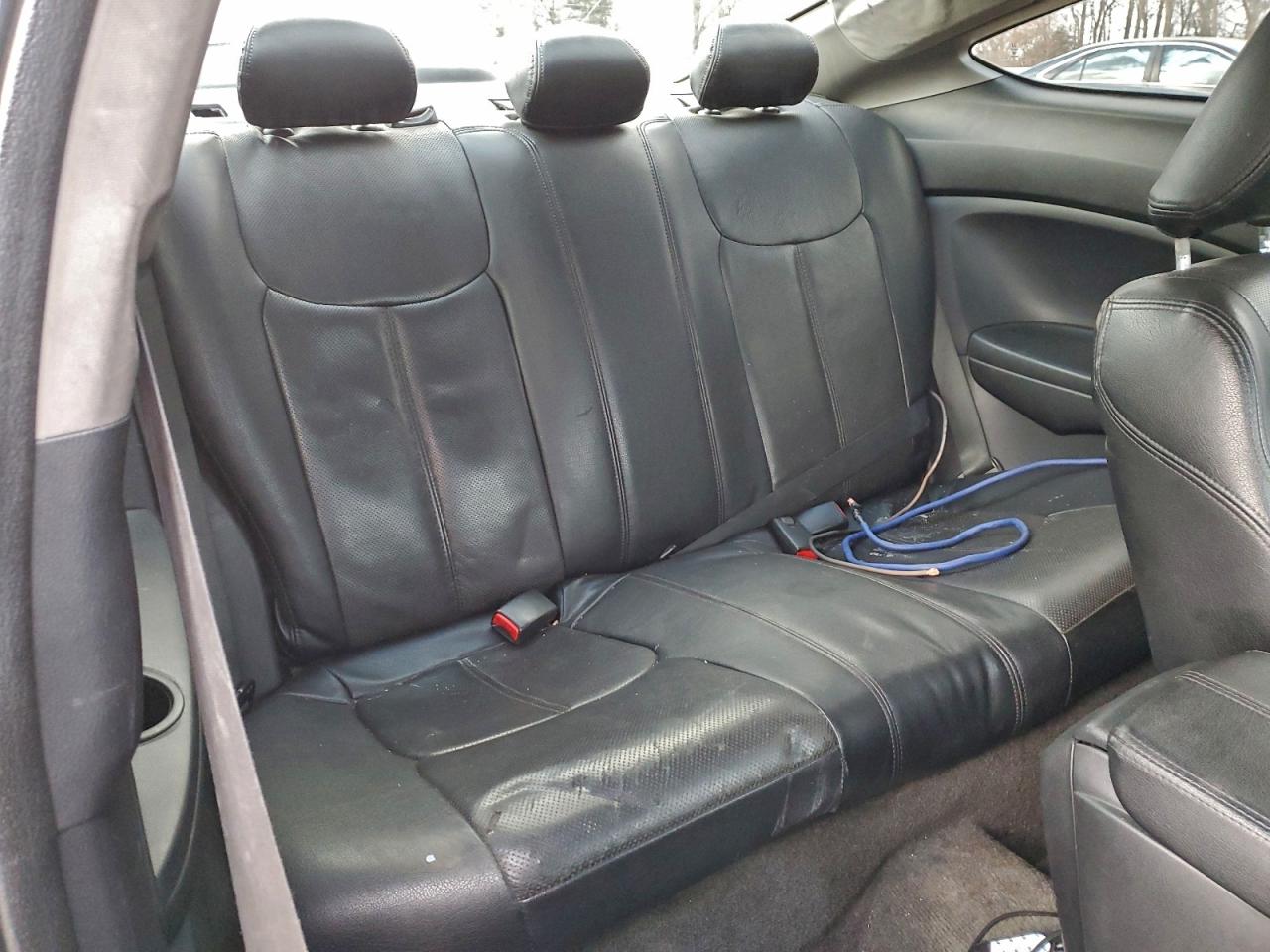 2010 HONDA ACCORD LX photo 10