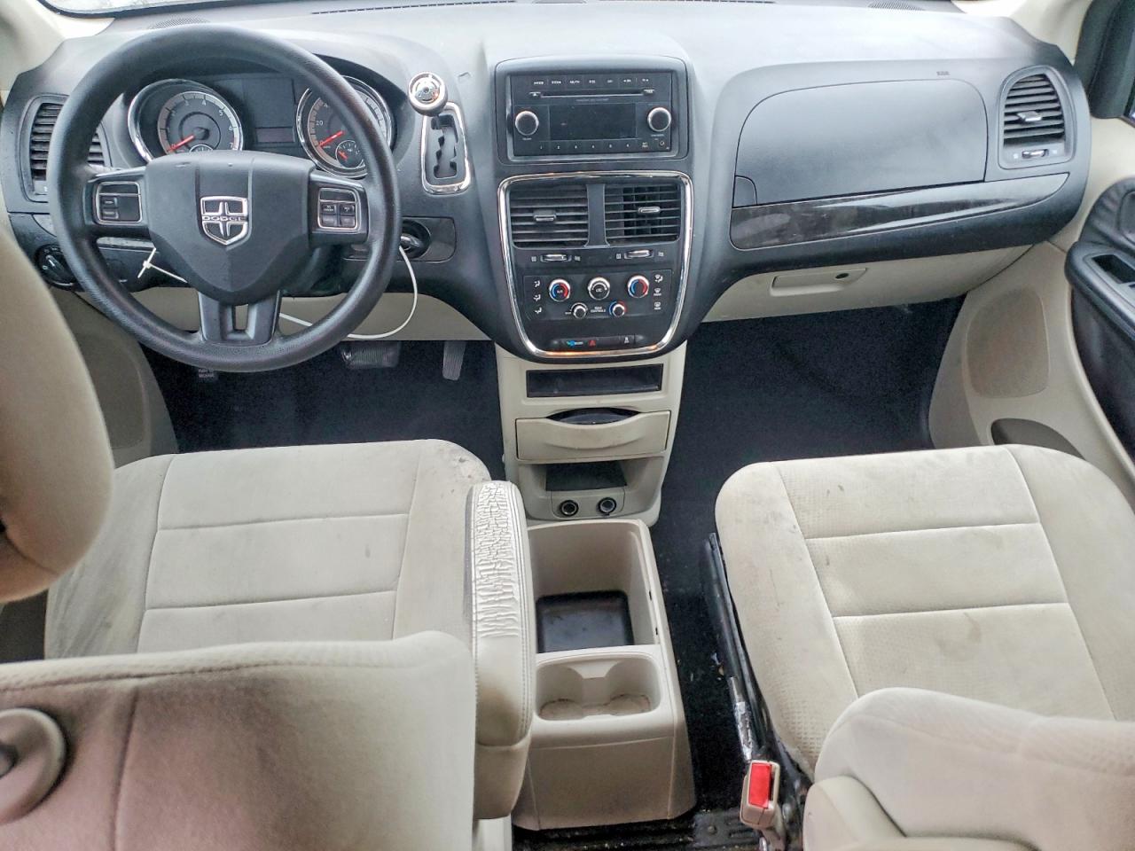 2013 DODGE GRAND CARAVAN SE photo 8