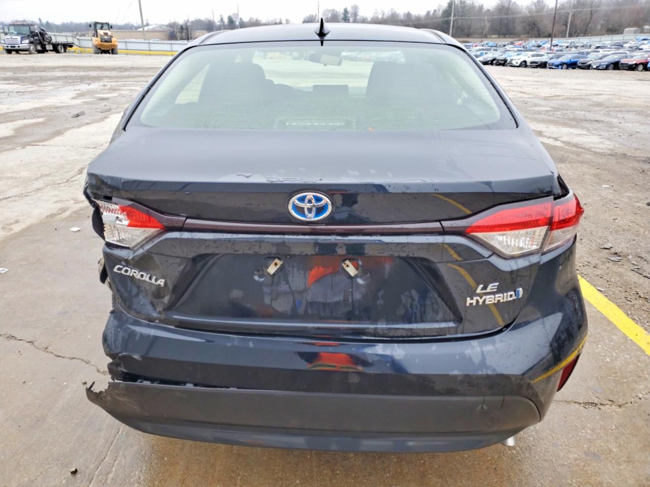 2024 TOYOTA COROLLA LE photo 6