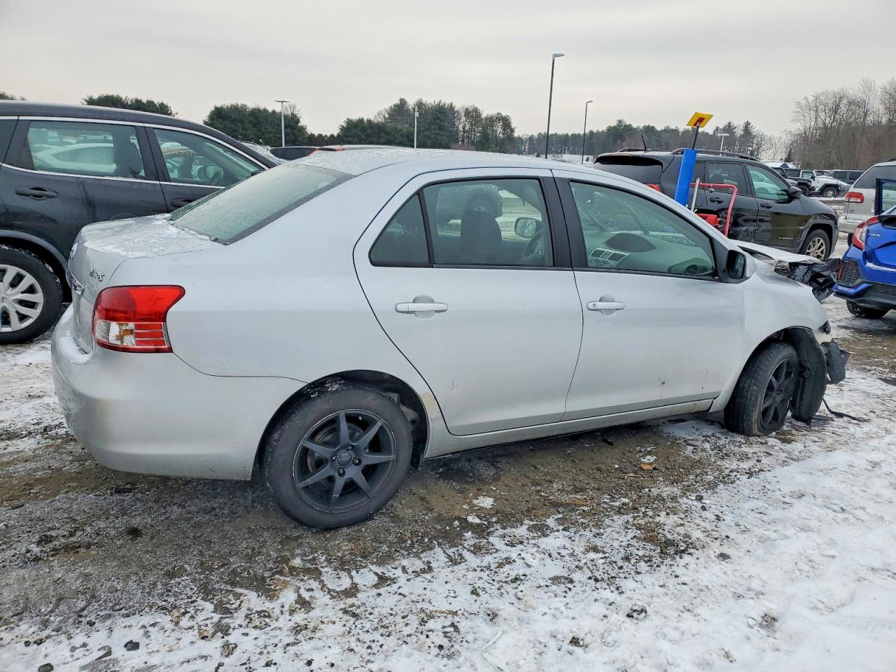 2007 TOYOTA YARIS photo 3