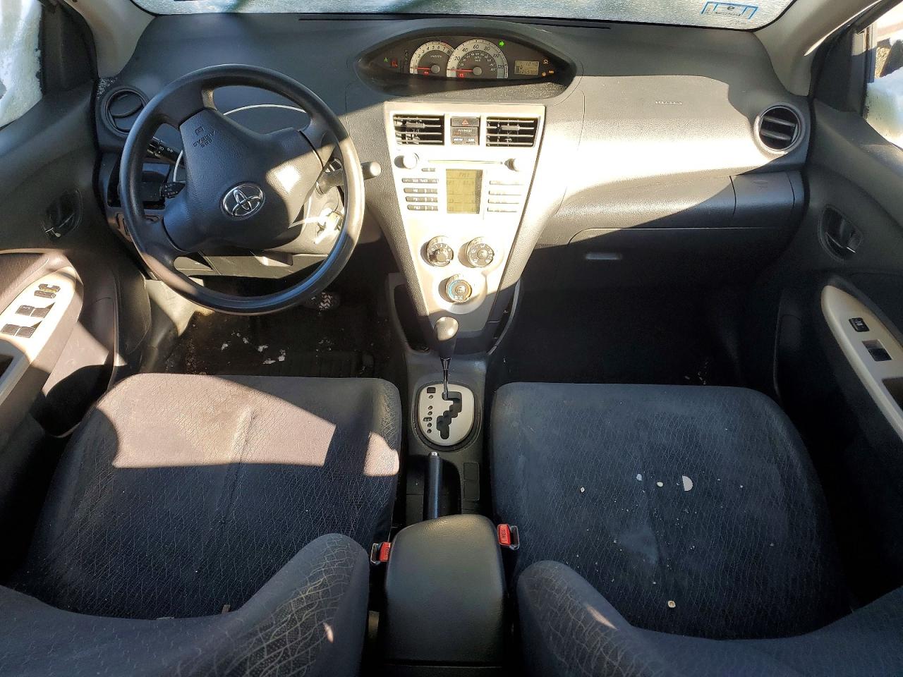 2007 TOYOTA YARIS photo 8