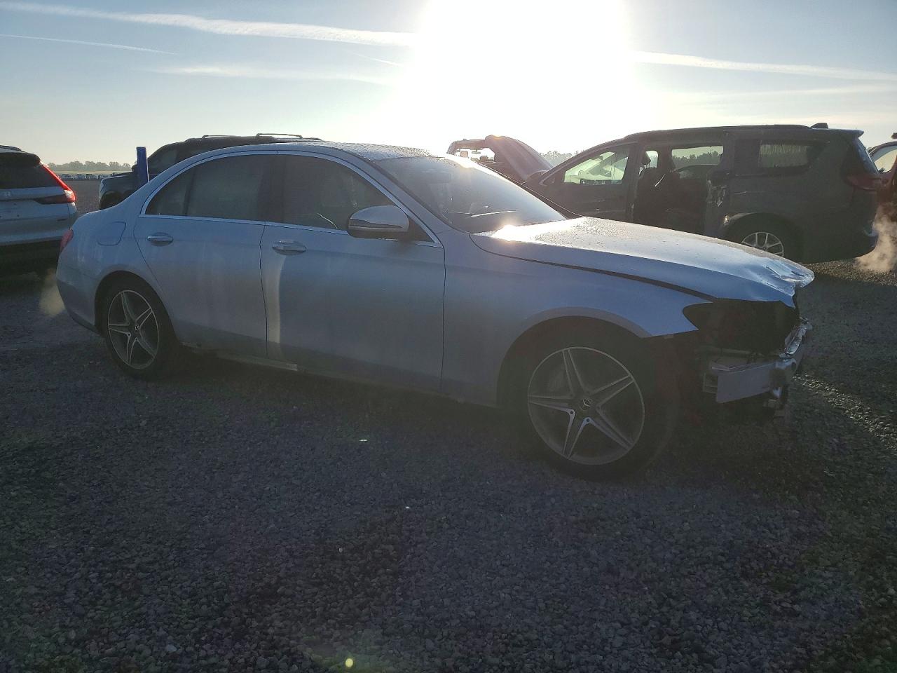 2018 MERCEDES-BENZ E 300 photo 7