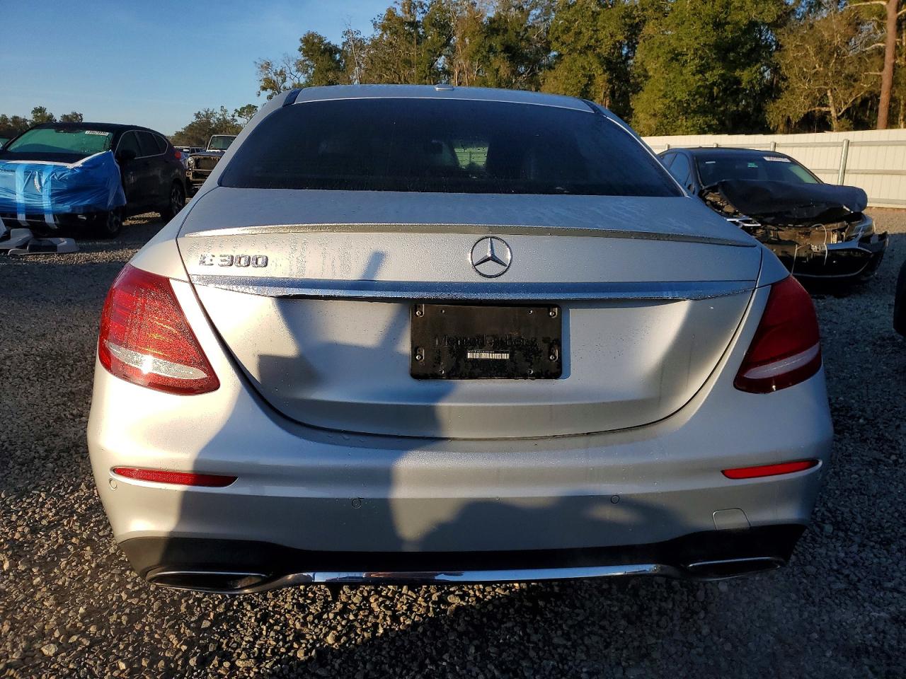 2018 MERCEDES-BENZ E 300 photo 11