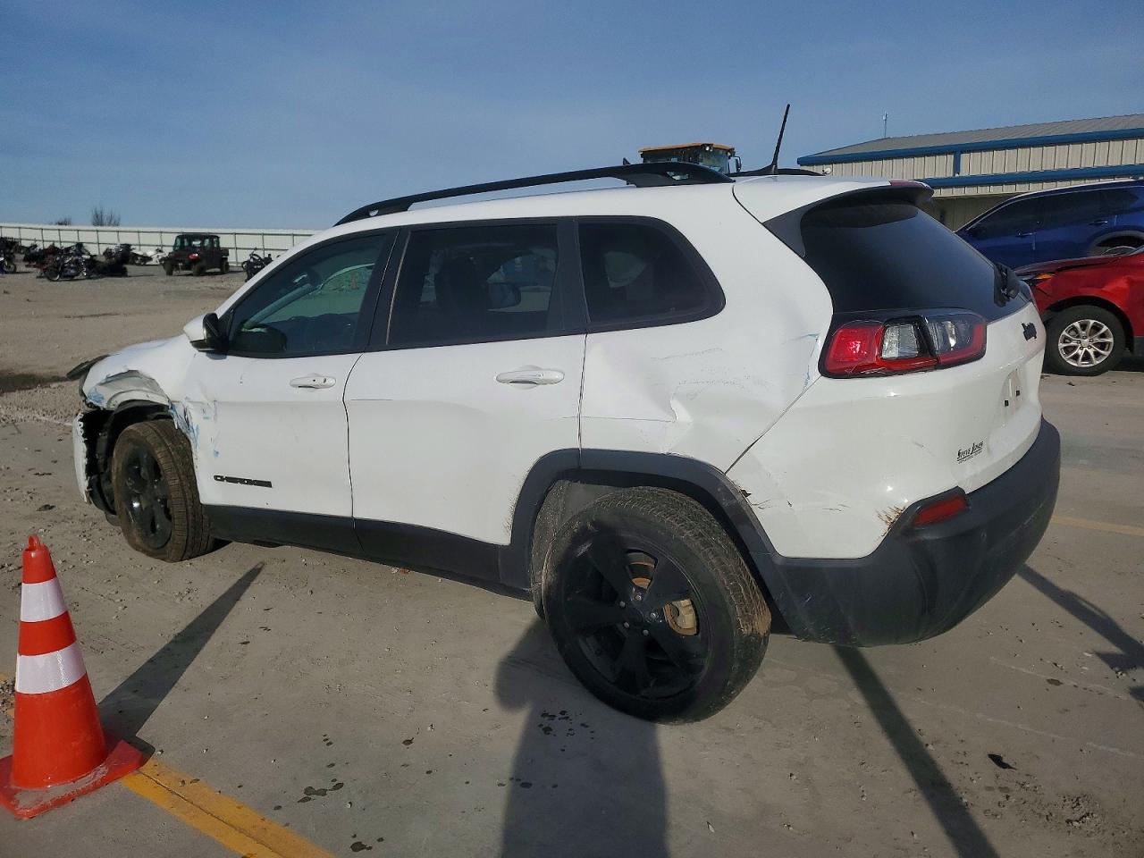 2019 JEEP CHEROKEE LATITUDE PLUS photo 3