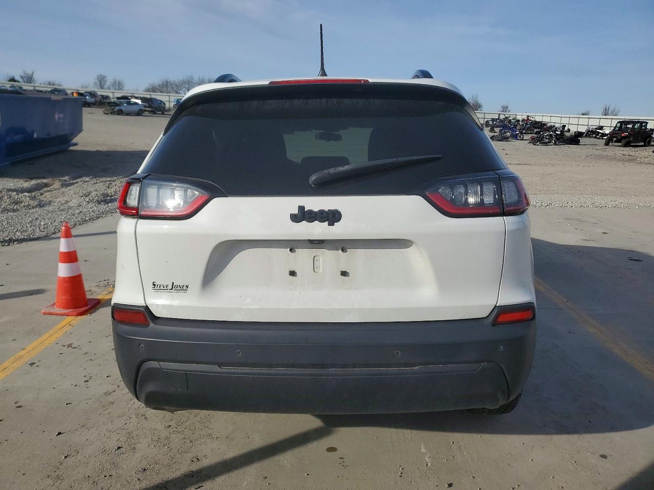 2019 JEEP CHEROKEE LATITUDE PLUS photo 11