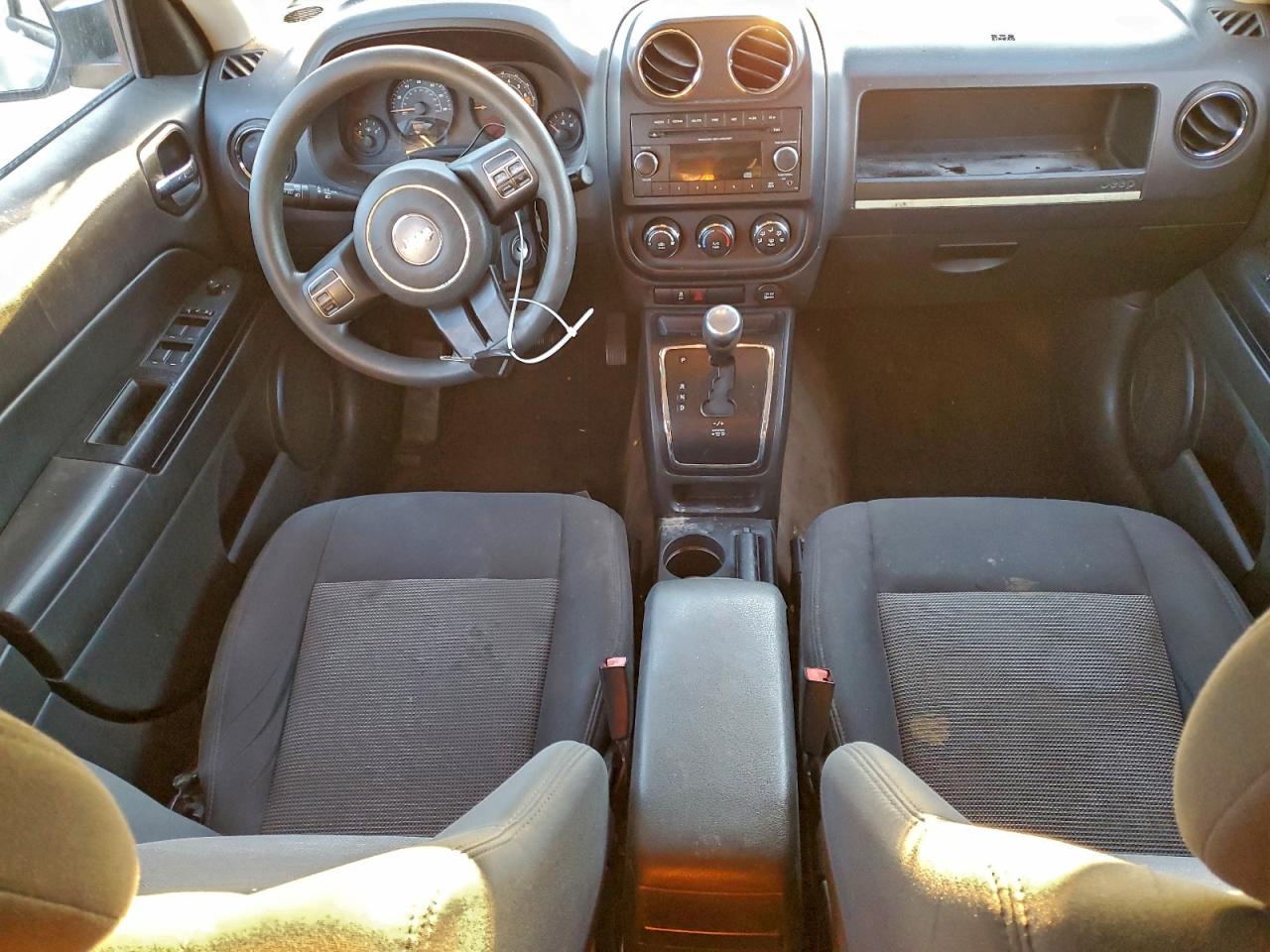 2014 JEEP PATRIOT SPORT photo 15