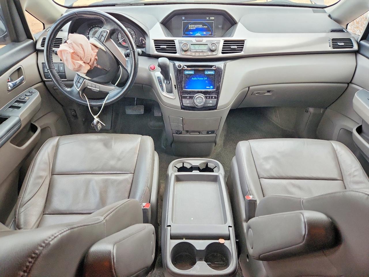 2016 HONDA ODYSSEY photo 8