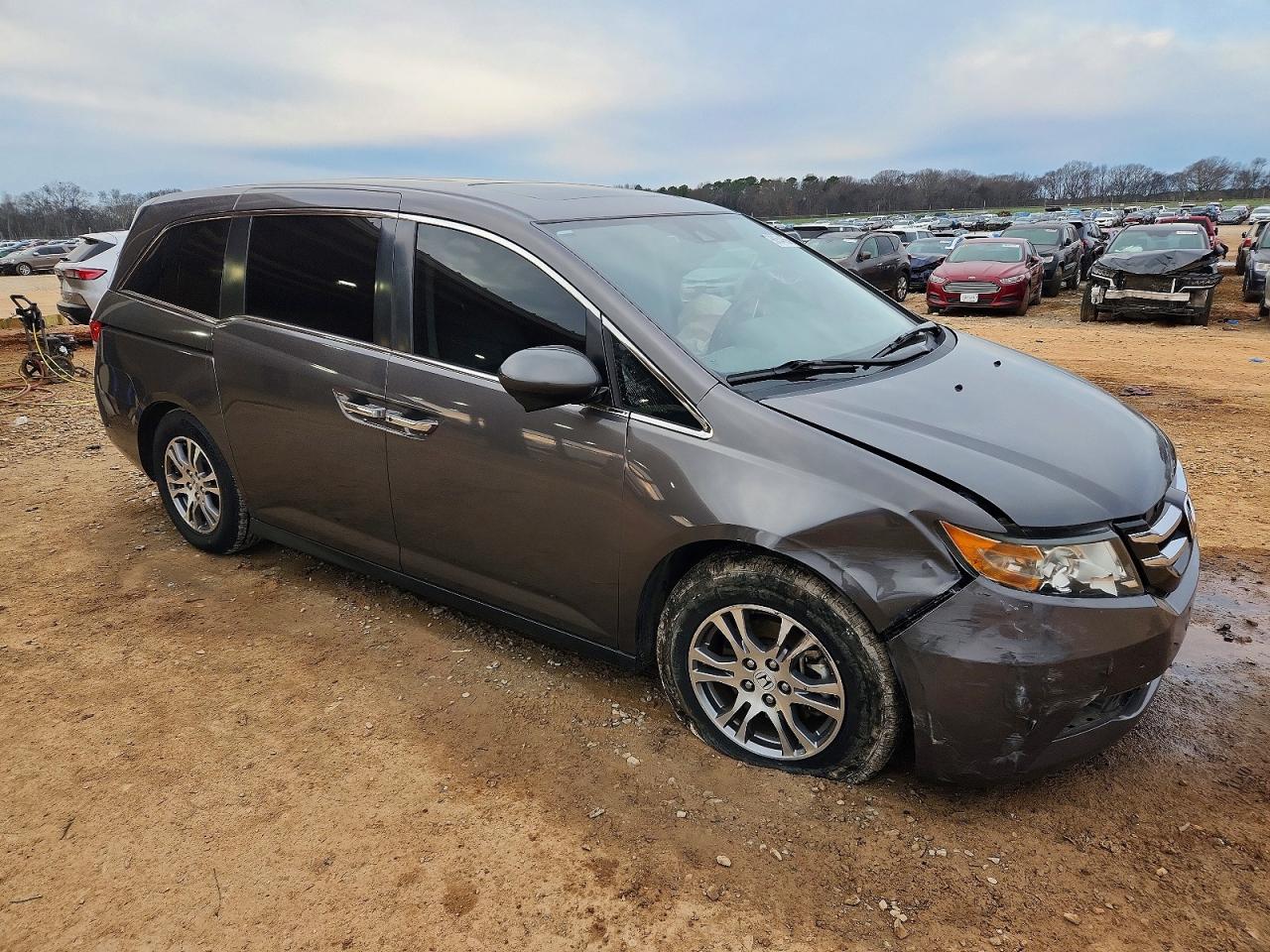 2016 HONDA ODYSSEY photo 4