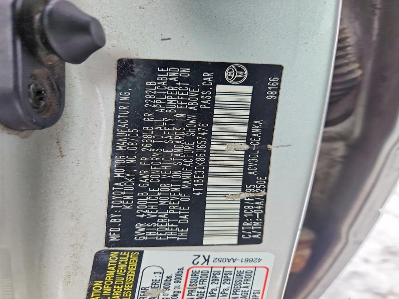 2006 TOYOTA CAMRY LE photo 13