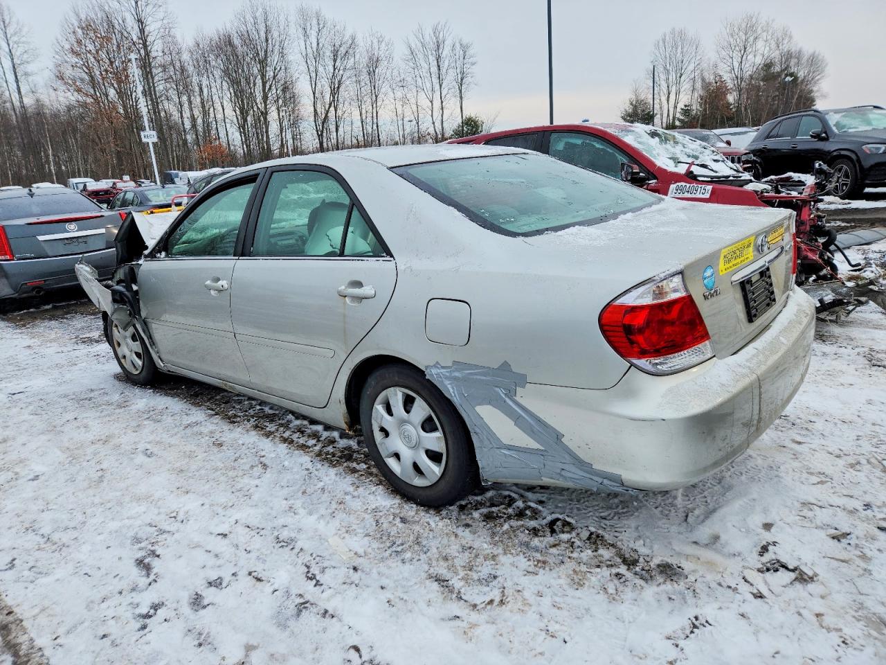2006 TOYOTA CAMRY LE photo 2