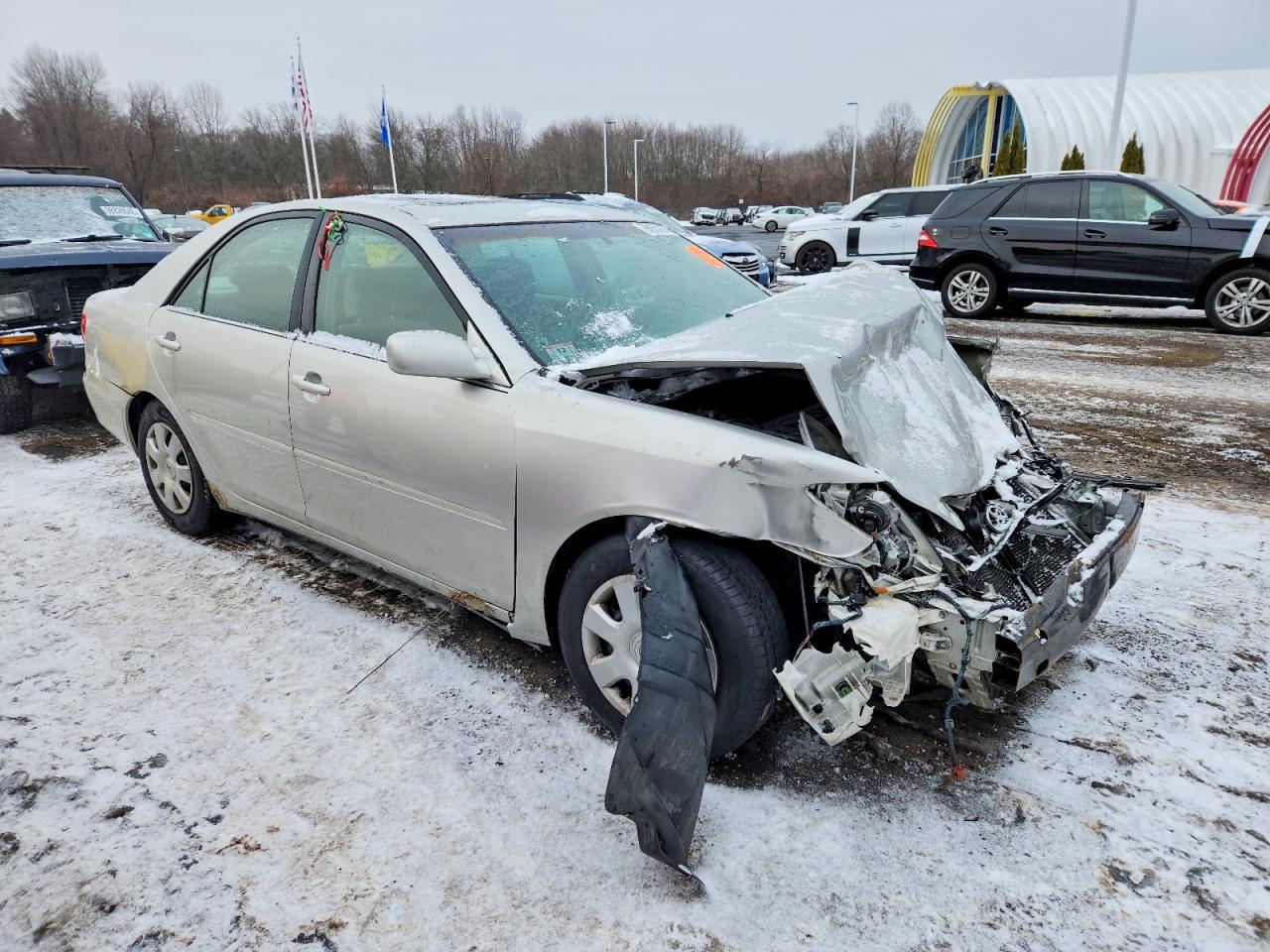 2006 TOYOTA CAMRY LE photo 4