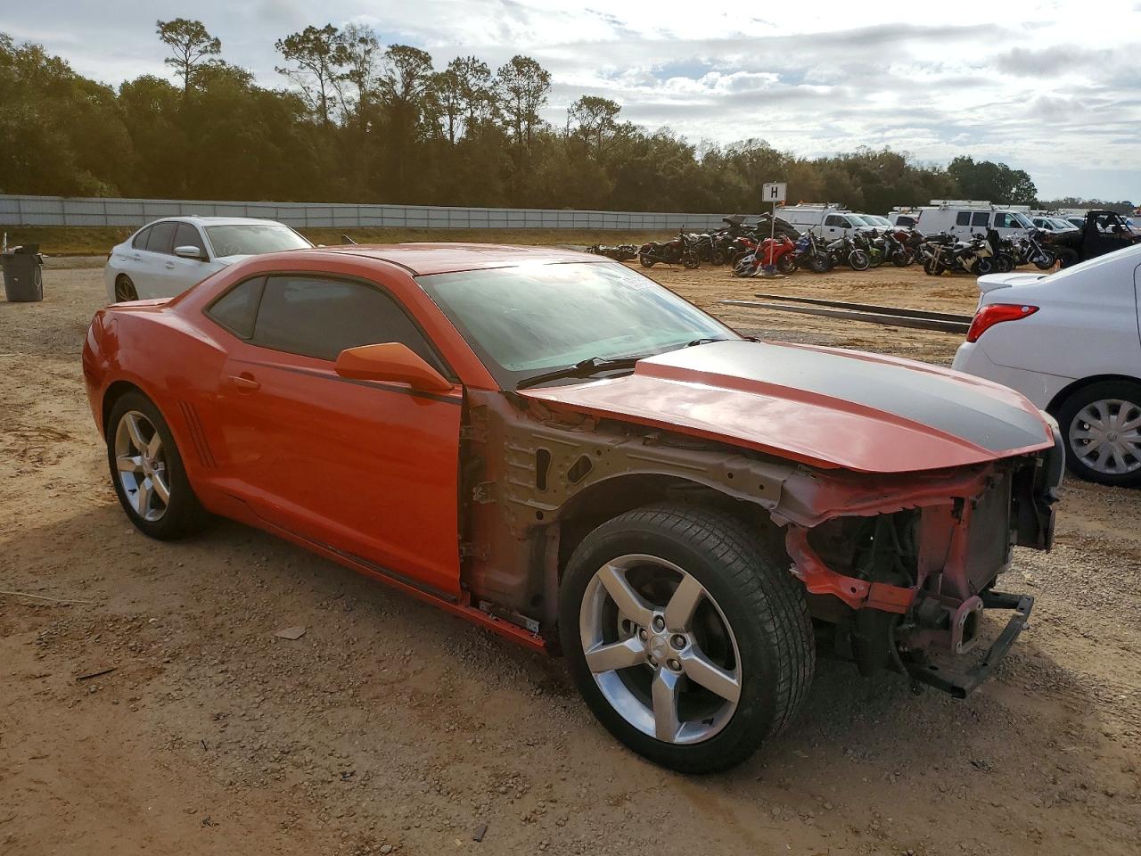 2013 CHEVROLET CAMARO LT photo 4
