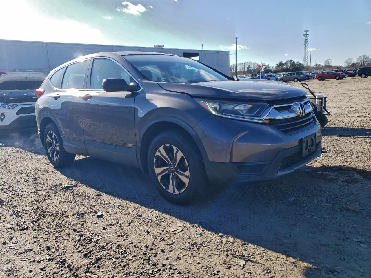 2017 HONDA CR-V LX photo 4