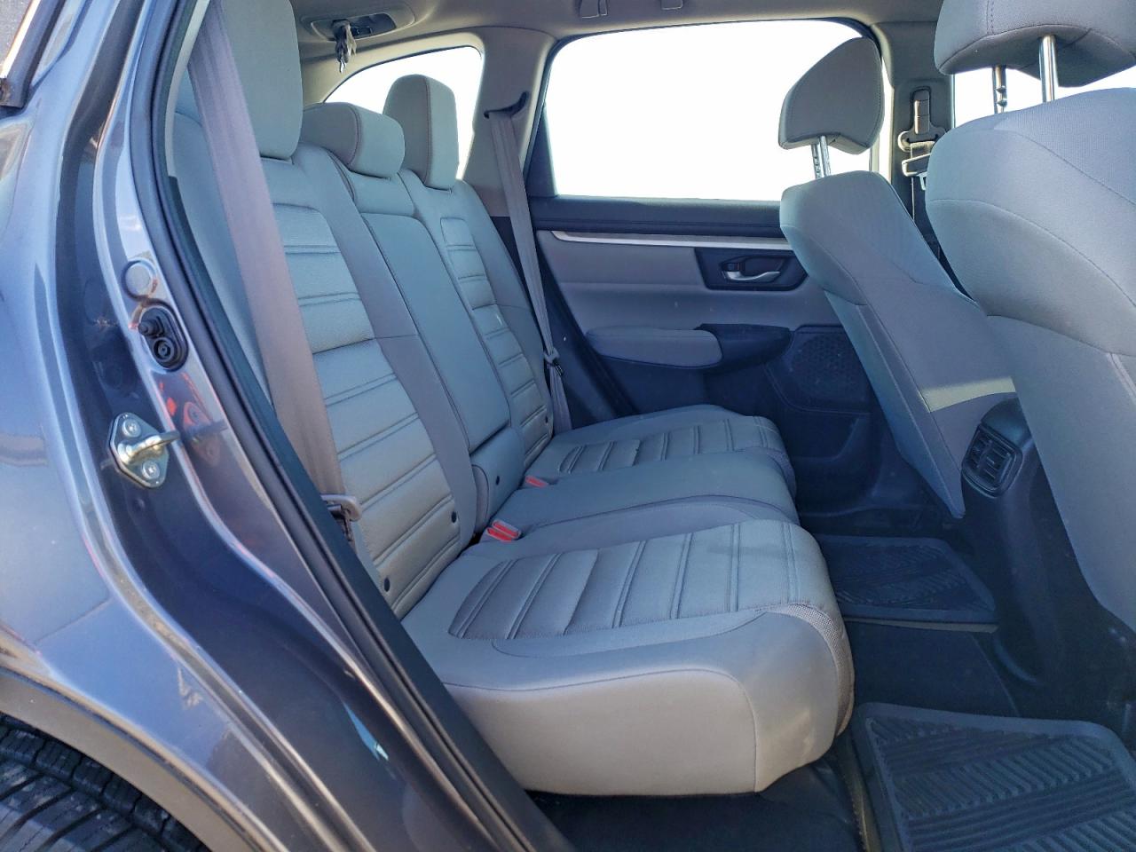 2017 HONDA CR-V LX photo 11