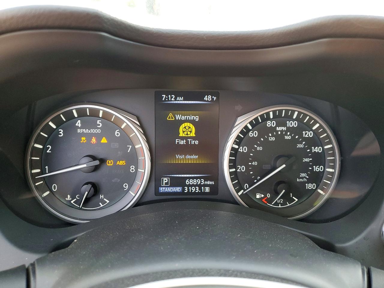 2018 INFINITI Q50 LUXE photo 17