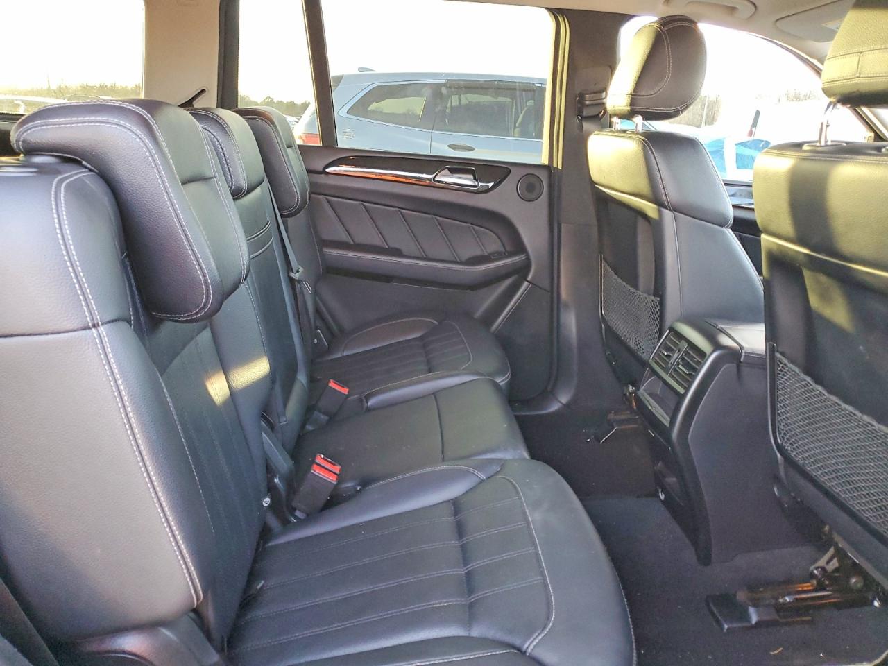 2016 MERCEDES-BENZ GL 450 4MATIC photo 11