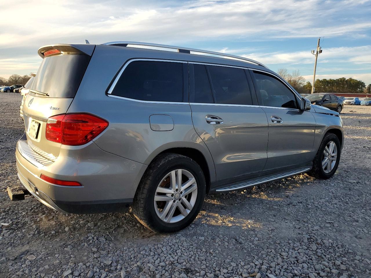 2016 MERCEDES-BENZ GL 450 4MATIC photo 3