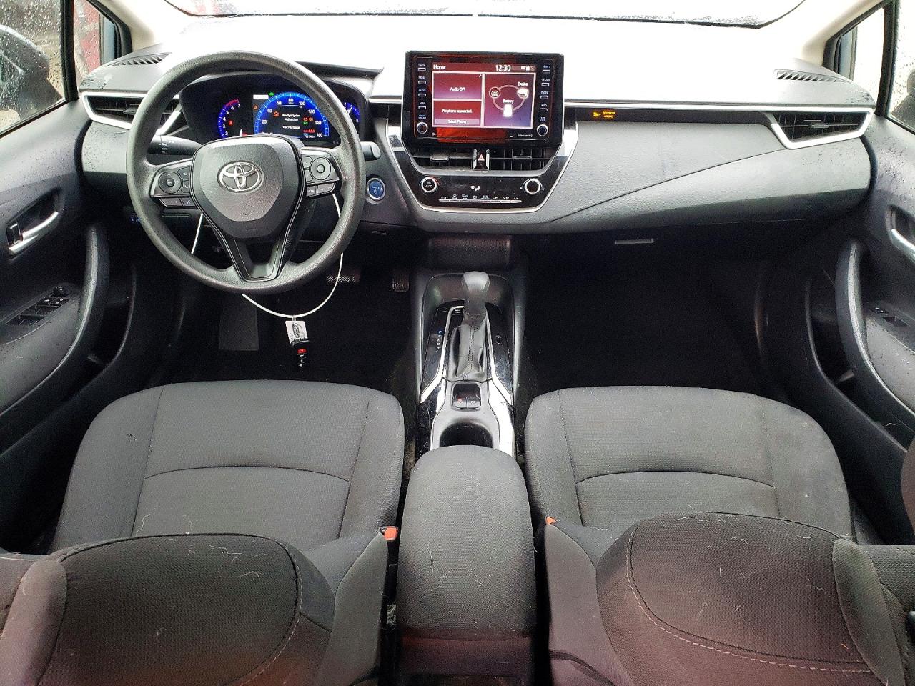 2021 TOYOTA COROLLA LE photo 8