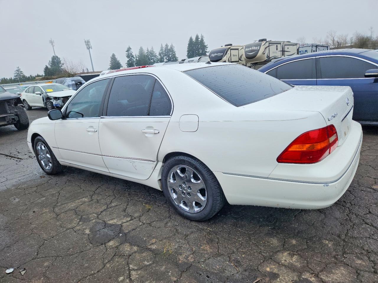2003 LEXUS LS 430 photo 3