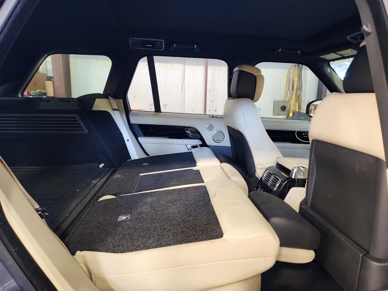 2019 LAND ROVER RANGE ROVER SUPERCHARGED photo 11